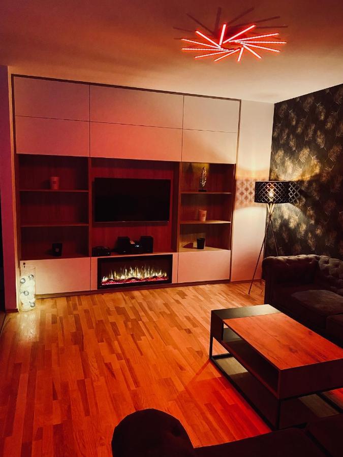 Secret Apartments Chelmska 55M2 ワルシャワ エクステリア 写真