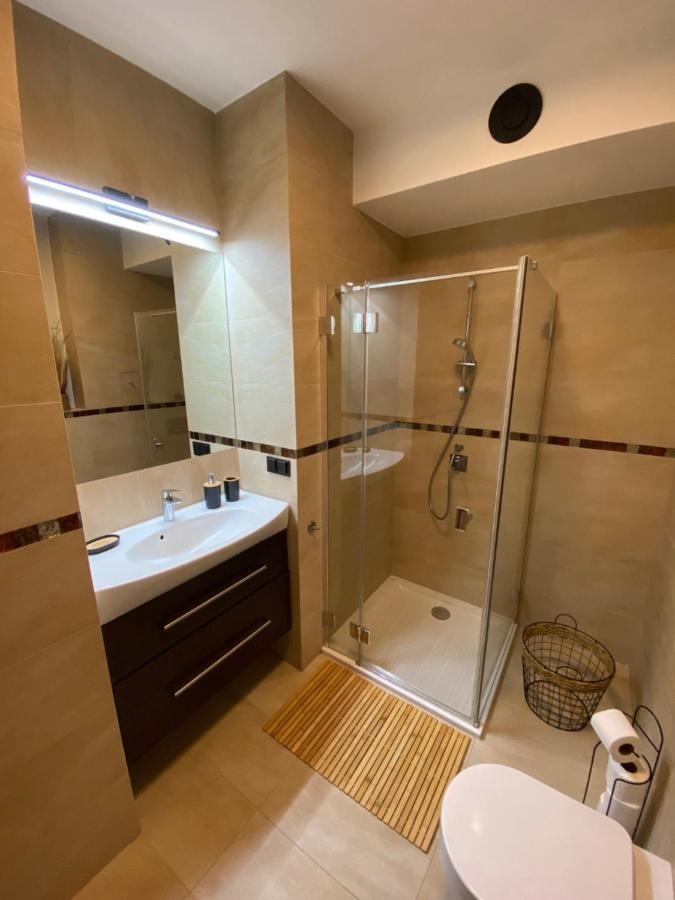 Secret Apartments Chelmska 55M2 ワルシャワ エクステリア 写真