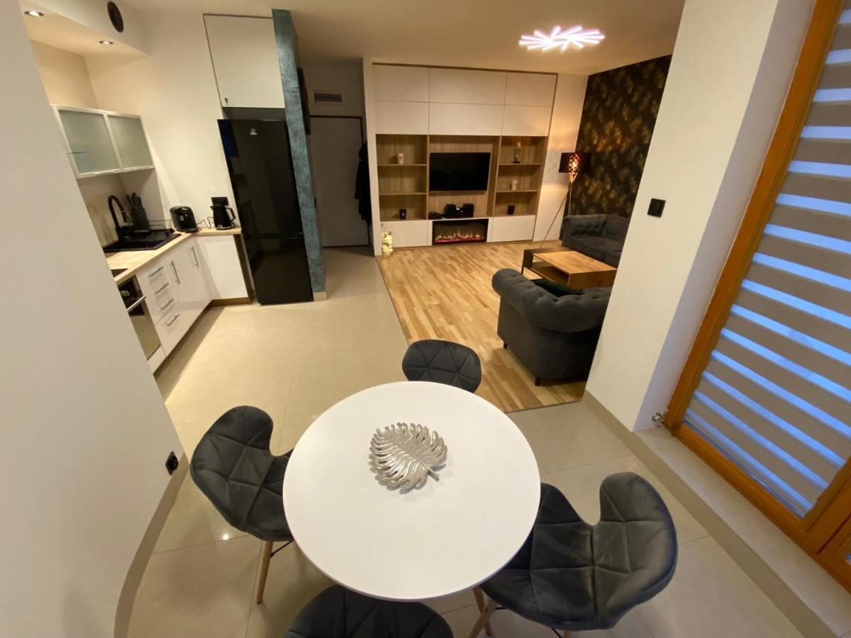 Secret Apartments Chelmska 55M2 ワルシャワ エクステリア 写真