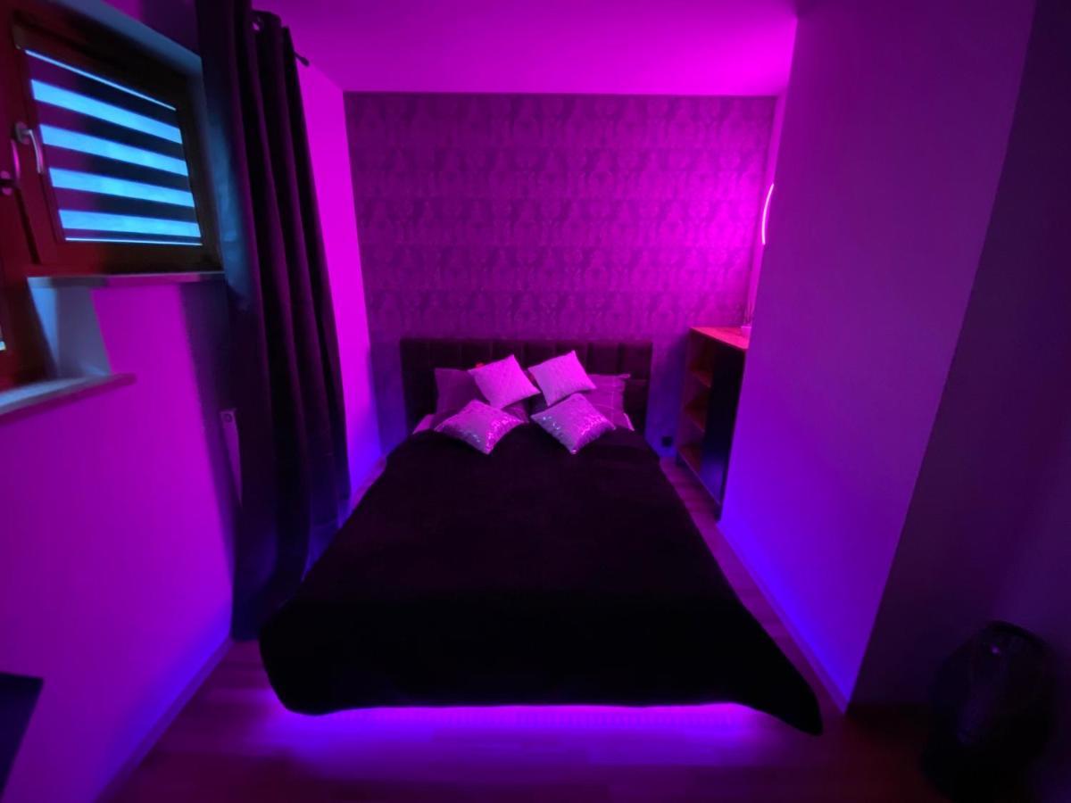 Secret Apartments Chelmska 55M2 ワルシャワ エクステリア 写真