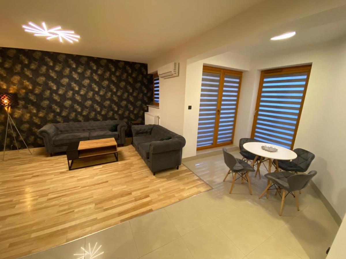 Secret Apartments Chelmska 55M2 ワルシャワ エクステリア 写真